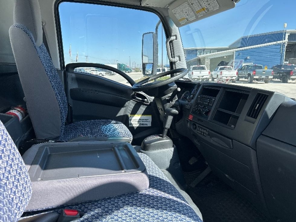Medium Duty Box Truck-Light and Medium Duty Trucks-Isuzu-2023-NRR-Greeley-CO-28,551\n\t\tmiles-$ 66,500 - Image 22