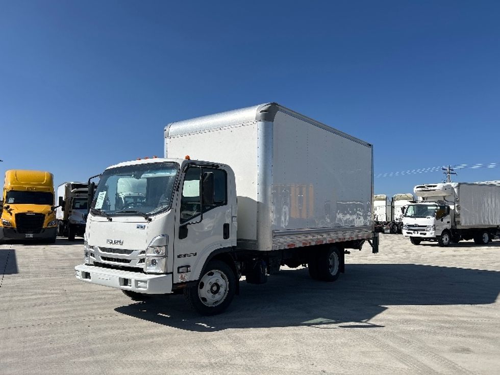 Medium Duty Box Truck-Light and Medium Duty Trucks-Isuzu-2023-NRR-Greeley-CO-28,551\n\t\tmiles-$ 66,500 - Image 3
