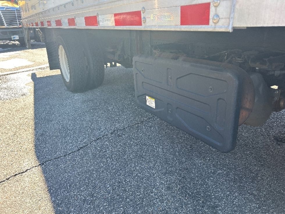 Medium Duty Box Truck-Light and Medium Duty Trucks-Isuzu-2023-NRR-New Bedford-MA-43,458\n\t\tmiles-$ 56,750 - Image 14