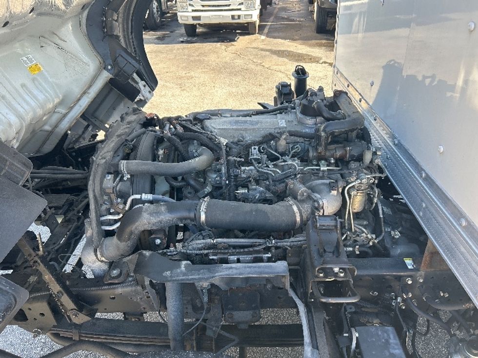 Medium Duty Box Truck-Light and Medium Duty Trucks-Isuzu-2023-NRR-New Bedford-MA-43,458\n\t\tmiles-$ 56,750 - Image 24