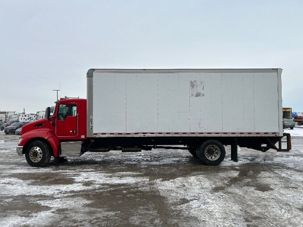 Medium Duty Box Truck-Light and Medium Duty Trucks-Kenworth-2016-T270-Sturtevant-WI-267,236\n\t\tmiles-$ 35,250 - Image 4