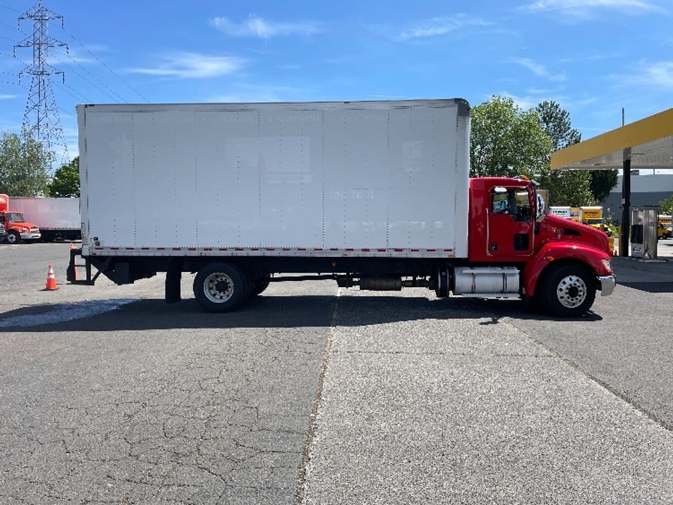 Medium Duty Box Truck-Light and Medium Duty Trucks-Kenworth-2017-T270-Wilsonville-OR-299,776\n\t\tmiles-$ 33,750 - Image 13