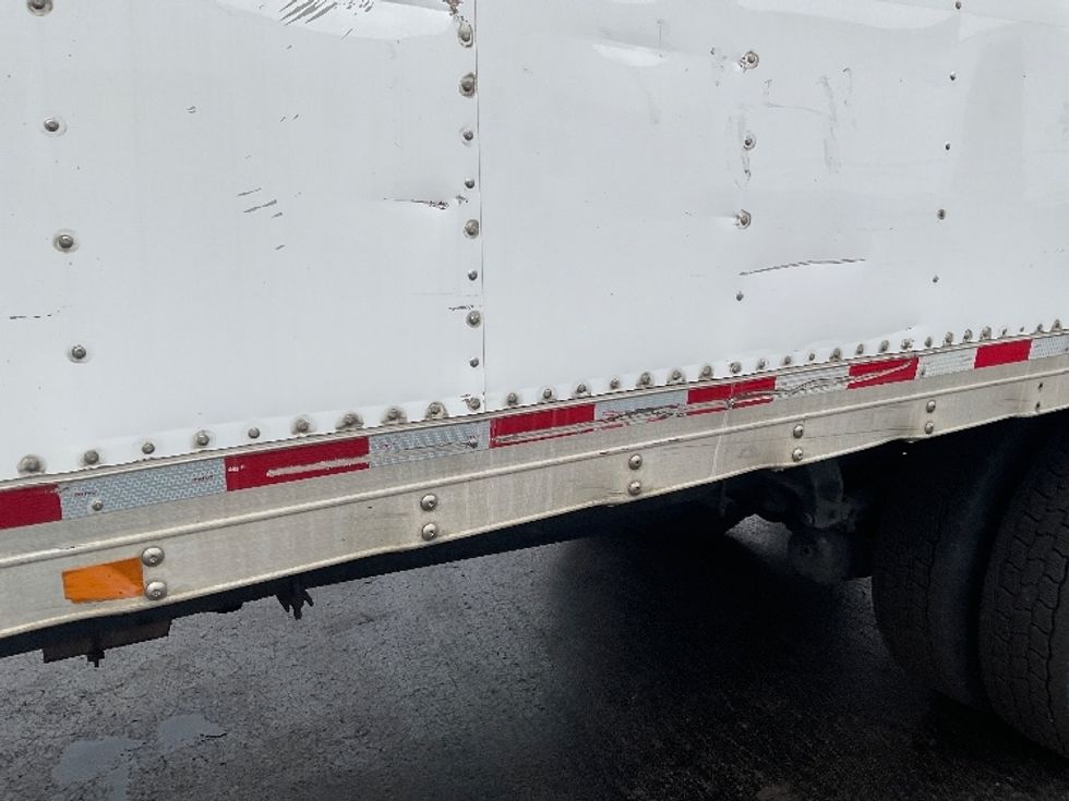 2017 Kenworth T370 Medium Duty Box Truck