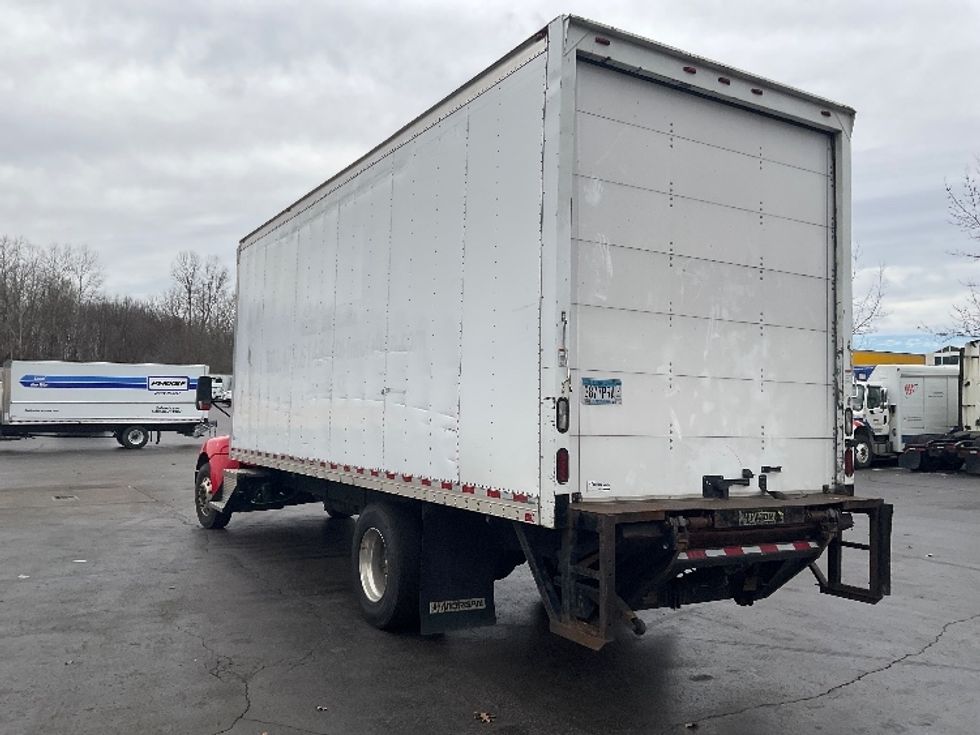 2017 Kenworth T370 Medium Duty Box Truck