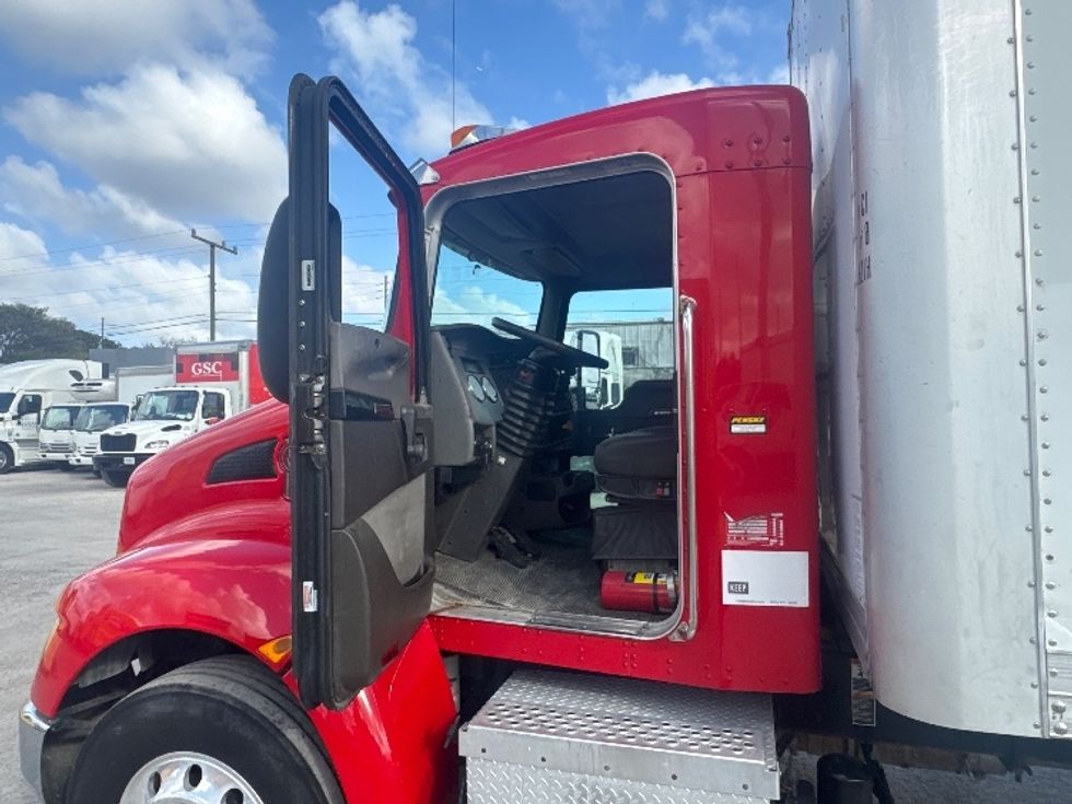 Medium Duty Box Truck-Light and Medium Duty Trucks-Kenworth-2017-T370-Miami-FL-265,337\n\t\tmiles-$ 37,750 - Image 16