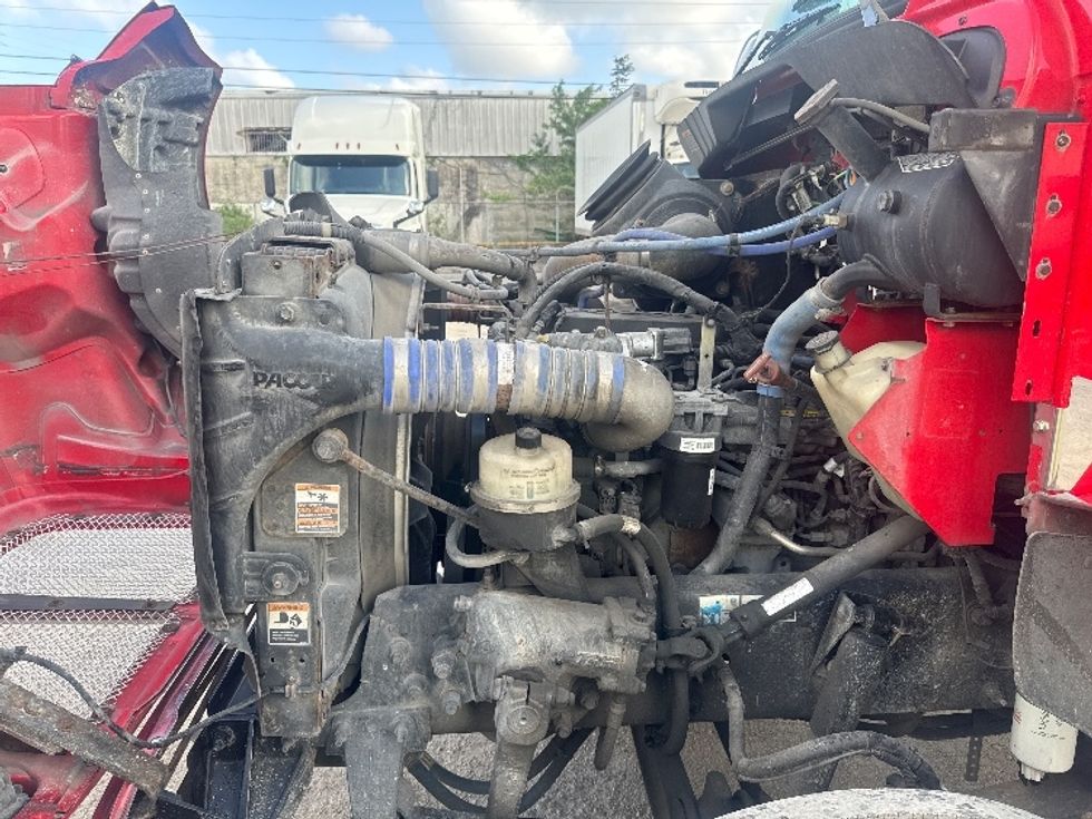 Medium Duty Box Truck-Light and Medium Duty Trucks-Kenworth-2017-T370-Miami-FL-265,337\n\t\tmiles-$ 37,750 - Image 24