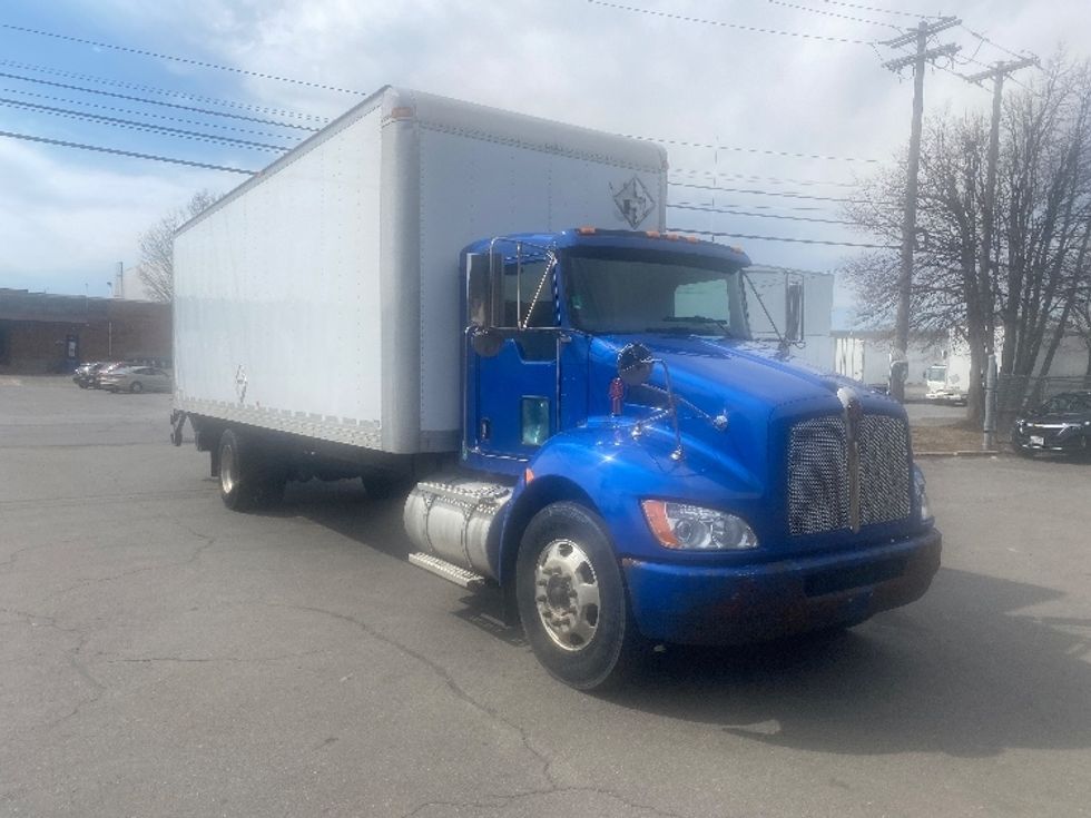 Medium Duty Box Truck-Light and Medium Duty Trucks-Kenworth-2018-T370-Coxsackie-NY-200,141\n\t\tmiles-$ 41,750 - Image 1