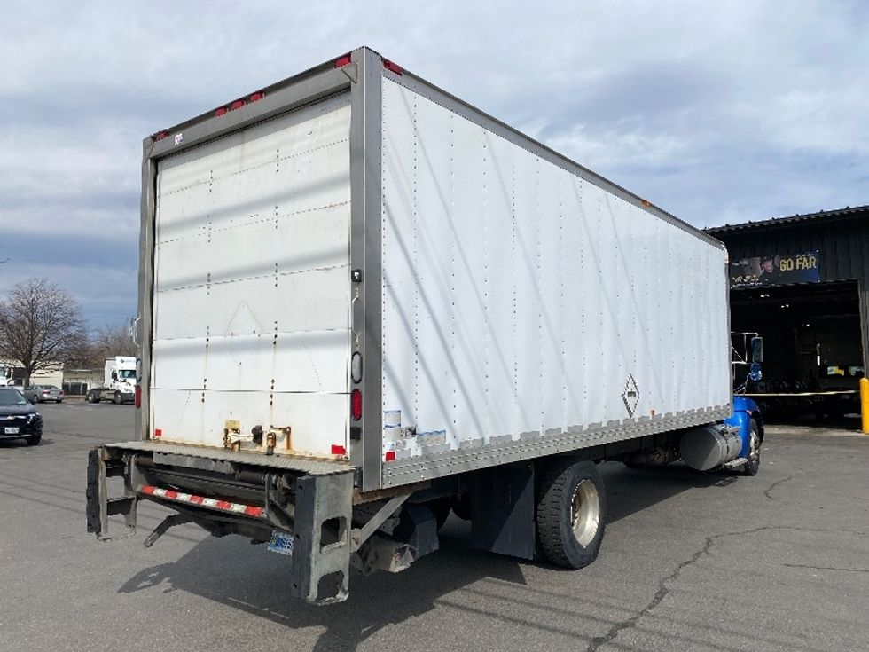 Medium Duty Box Truck-Light and Medium Duty Trucks-Kenworth-2018-T370-Coxsackie-NY-200,141\n\t\tmiles-$ 41,750 - Image 13