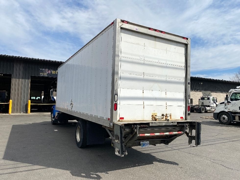 Medium Duty Box Truck-Light and Medium Duty Trucks-Kenworth-2018-T370-Coxsackie-NY-200,141\n\t\tmiles-$ 41,750 - Image 6