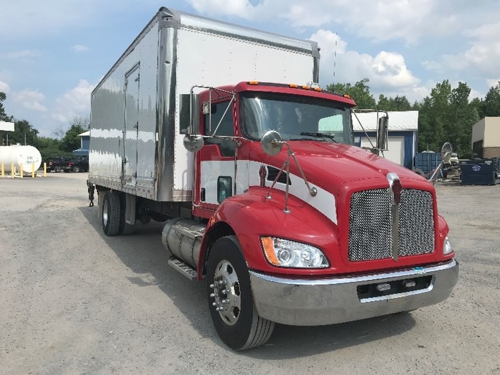 Medium Duty Box Truck-Light and Medium Duty Trucks-Kenworth-2019-T370-Albany-NY-226,979\n\t\tmiles-$ 32,750 - Image 1