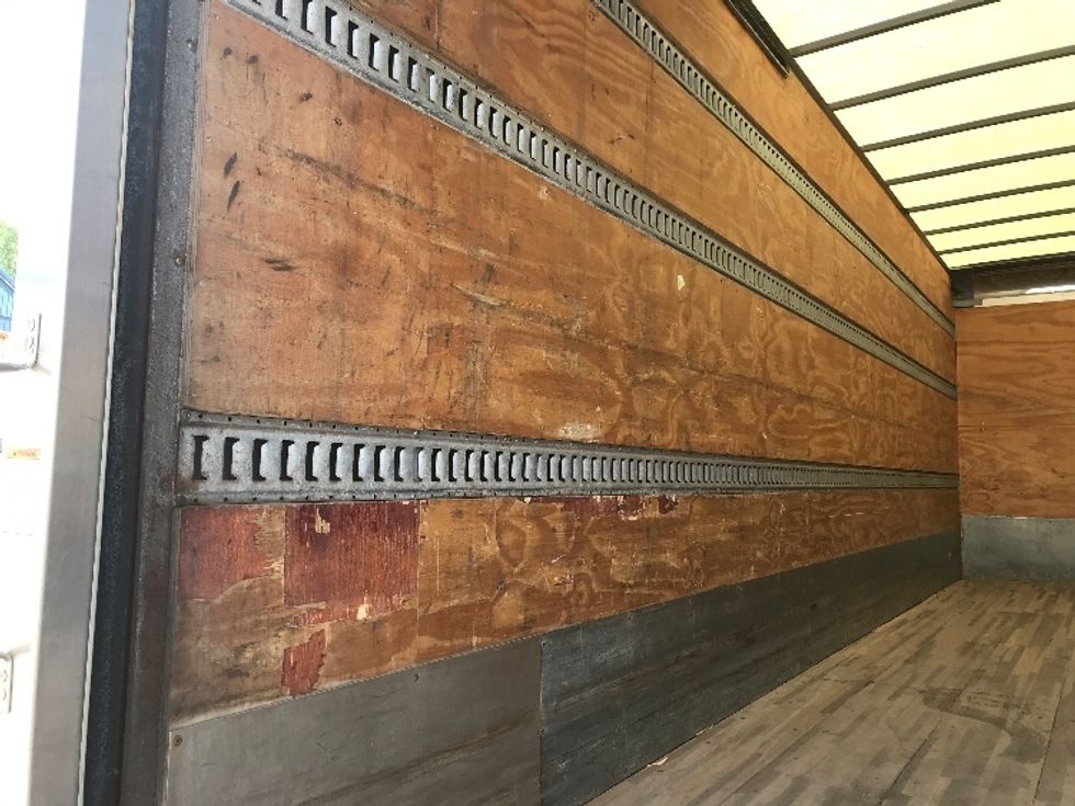 Medium Duty Box Truck-Light and Medium Duty Trucks-Kenworth-2019-T370-Albany-NY-226,979\n\t\tmiles-$ 32,750 - Image 11