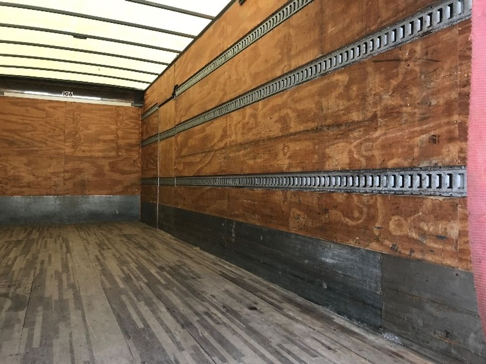 Medium Duty Box Truck-Light and Medium Duty Trucks-Kenworth-2019-T370-Albany-NY-226,979\n\t\tmiles-$ 32,750 - Image 12