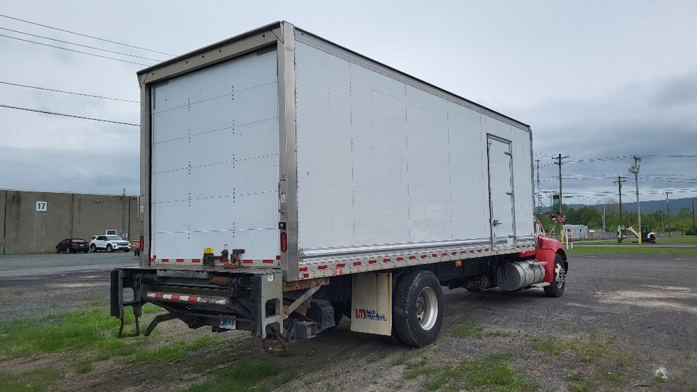 Medium Duty Box Truck-Light and Medium Duty Trucks-Kenworth-2019-T370-Guilderland Center-NY-233,759\n\t\tmiles-$ 32,000 - Image 13