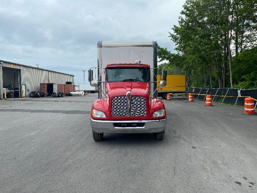 Medium Duty Box Truck-Light and Medium Duty Trucks-Kenworth-2019-T370-Liverpool-NY-207,861\n\t\tmiles-$ 37,000 - Image 2