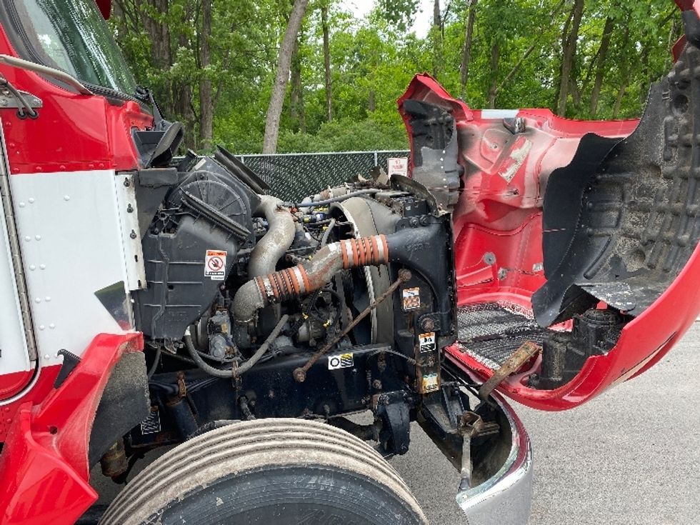 Medium Duty Box Truck-Light and Medium Duty Trucks-Kenworth-2019-T370-Liverpool-NY-207,861\n\t\tmiles-$ 37,000 - Image 23