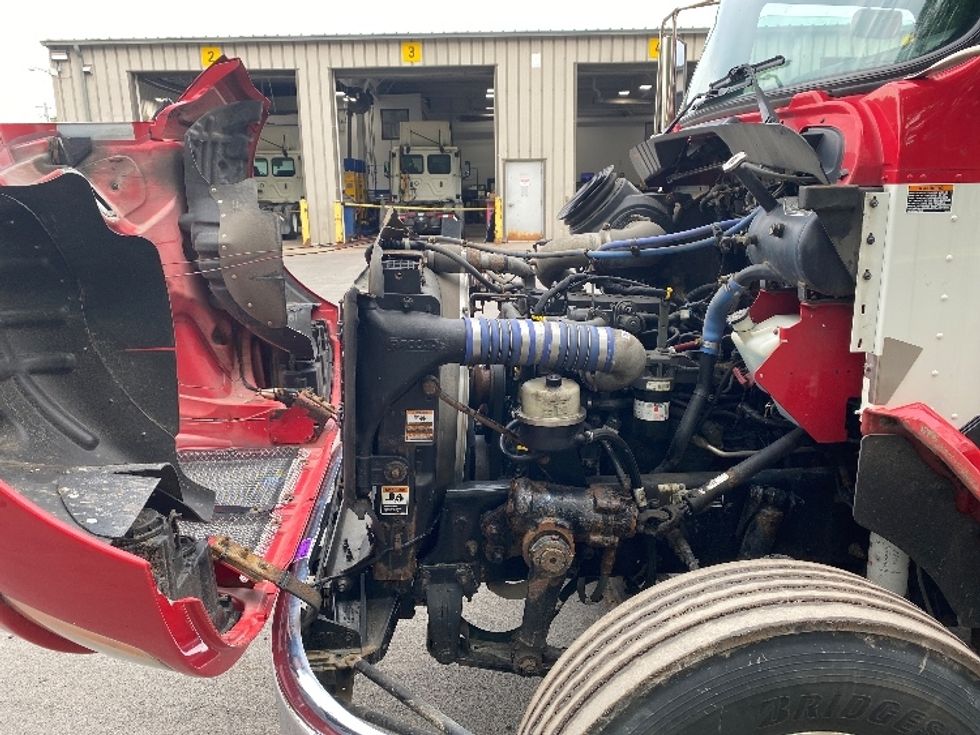 Medium Duty Box Truck-Light and Medium Duty Trucks-Kenworth-2019-T370-Liverpool-NY-207,861\n\t\tmiles-$ 37,000 - Image 24