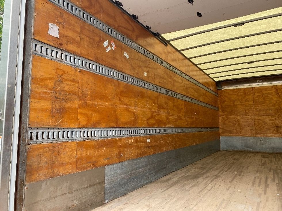 Medium Duty Box Truck-Light and Medium Duty Trucks-Kenworth-2019-T370-Liverpool-NY-237,169\n\t\tmiles-$ 34,500 - Image 11