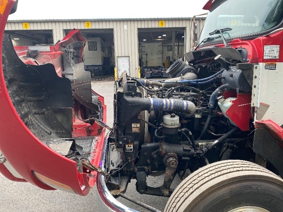 Medium Duty Box Truck-Light and Medium Duty Trucks-Kenworth-2019-T370-Liverpool-NY-237,169\n\t\tmiles-$ 34,500 - Image 24