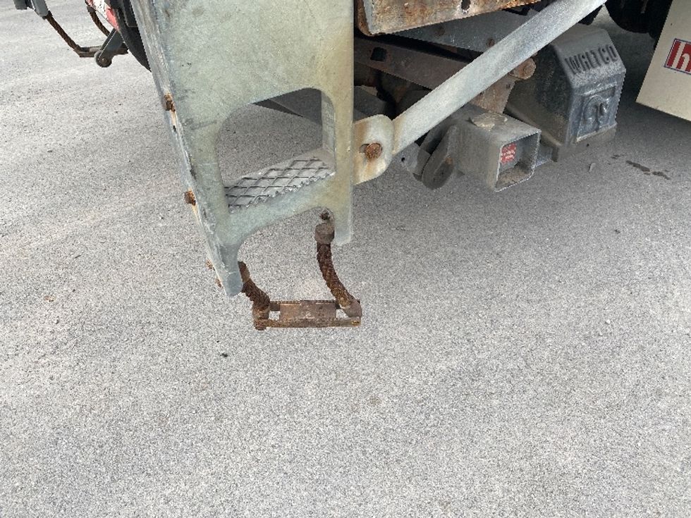 Medium Duty Box Truck-Light and Medium Duty Trucks-Kenworth-2019-T370-Liverpool-NY-237,169\n\t\tmiles-$ 34,500 - Image 25