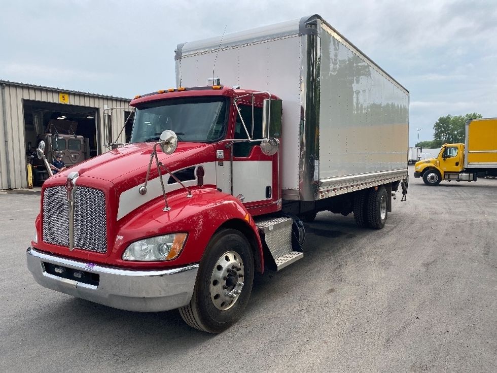 Medium Duty Box Truck-Light and Medium Duty Trucks-Kenworth-2019-T370-Liverpool-NY-237,169\n\t\tmiles-$ 34,500 - Image 3