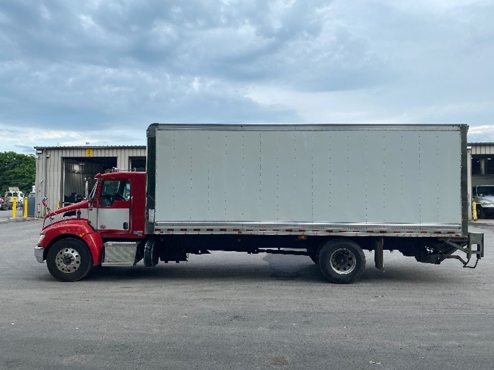 Medium Duty Box Truck-Light and Medium Duty Trucks-Kenworth-2019-T370-Liverpool-NY-237,169\n\t\tmiles-$ 34,500 - Image 4