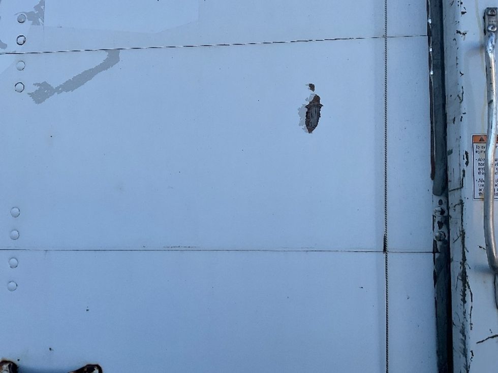 Medium Duty Box Truck-Light and Medium Duty Trucks-Mack-2018-CXU613-Milwaukee-WI-446,595\n\t\tmiles-$ 51,250 - Image 27