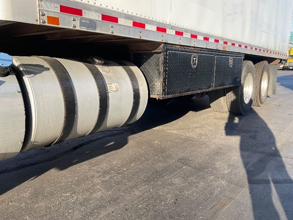 Medium Duty Box Truck-Light and Medium Duty Trucks-Mack-2018-CXU613-Milwaukee-WI-446,595\n\t\tmiles-$ 51,250 - Image 5