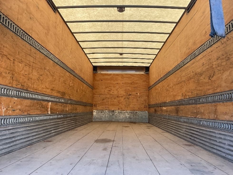 Medium Duty Box Truck-Light and Medium Duty Trucks-Mack-2018-CXU613-Milwaukee-WI-446,595\n\t\tmiles-$ 51,250 - Image 8