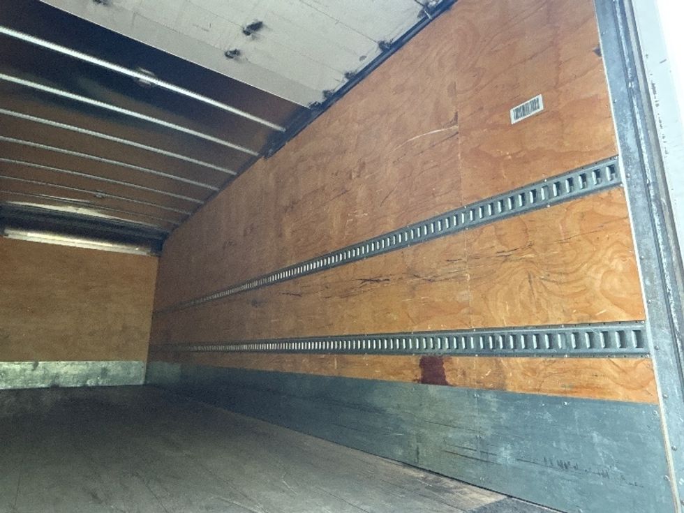 Medium Duty Box Truck-Light and Medium Duty Trucks-Mack-2021-MD6-Atlanta-GA-154,503\n\t\tmiles-$ 65,750 - Image 12