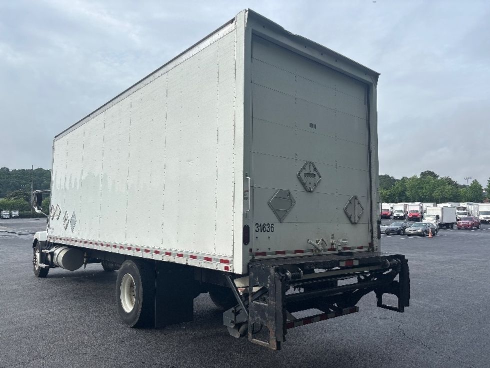 Medium Duty Box Truck-Light and Medium Duty Trucks-Mack-2021-MD6-Atlanta-GA-154,503\n\t\tmiles-$ 65,750 - Image 6