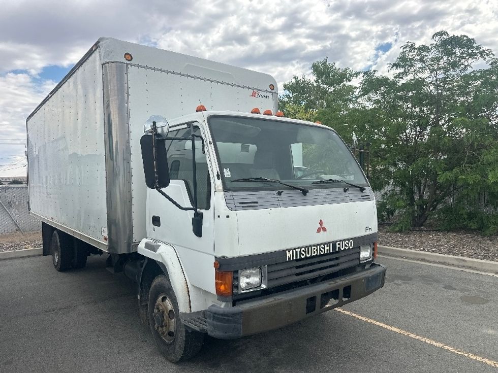 Medium Duty Box Truck-Light and Medium Duty Trucks-Mitsubishi-1995-FH100-Sparks-NV-311,351\n\t\tmiles-$ 8,250 - Image 1