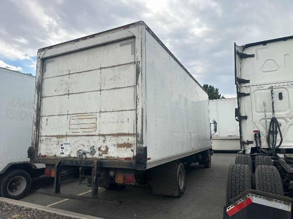 Medium Duty Box Truck-Light and Medium Duty Trucks-Mitsubishi-1995-FH100-Sparks-NV-311,351\n\t\tmiles-$ 8,250 - Image 13