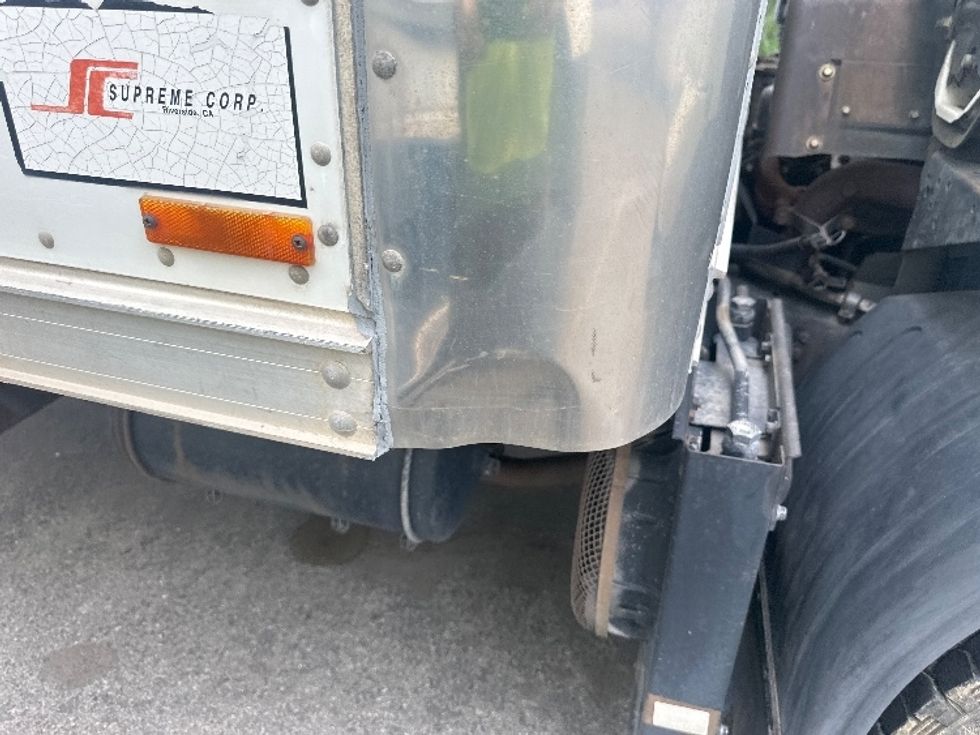 Medium Duty Box Truck-Light and Medium Duty Trucks-Mitsubishi-1995-FH100-Sparks-NV-311,351\n\t\tmiles-$ 8,250 - Image 29