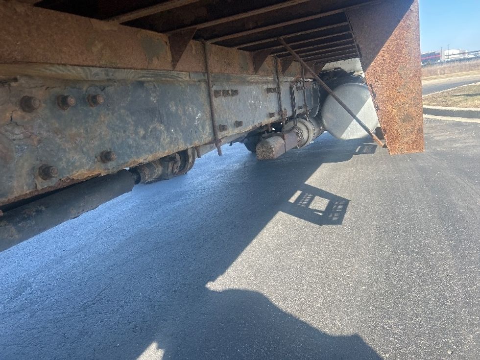 Medium Duty Box Truck-Light and Medium Duty Trucks-Peterbilt-2008-335-Windsor-WI-154,602\n\t\tmiles-$ 9,000 - Image 14