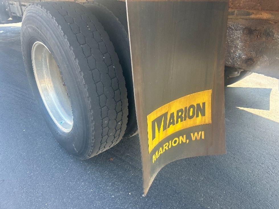 Medium Duty Box Truck-Light and Medium Duty Trucks-Peterbilt-2008-335-Windsor-WI-154,602\n\t\tmiles-$ 9,000 - Image 26