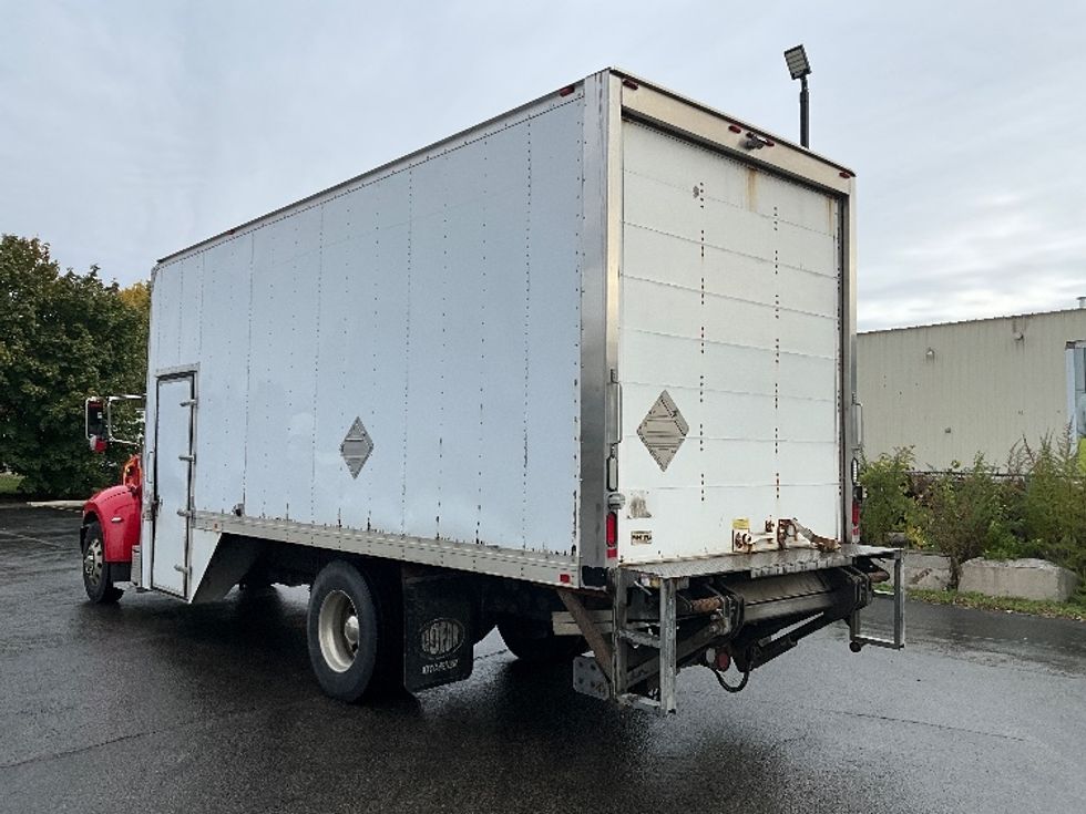 Medium Duty Box Truck-Light and Medium Duty Trucks-Peterbilt-2015-337-London-ON-736,528\n\t\tkm-$ 11,750 - Image 6