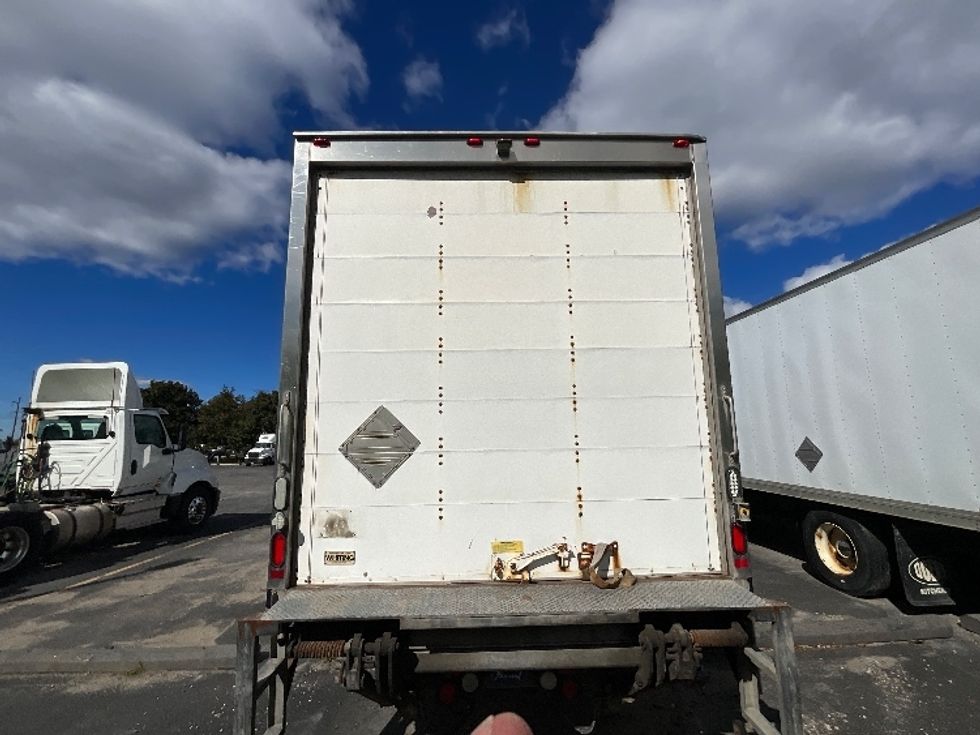 Medium Duty Box Truck-Light and Medium Duty Trucks-Peterbilt-2016-337-London-ON-720,104\n\t\tkm-$ 10,500 - Image 8