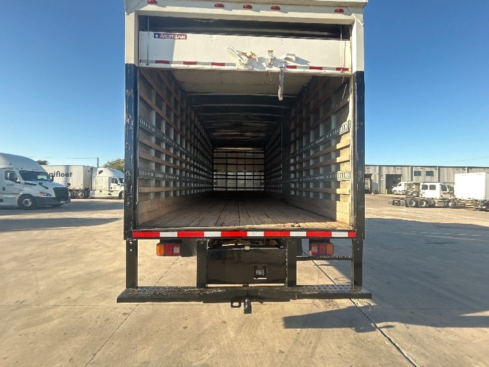 Medium Duty Box Truck-Light and Medium Duty Trucks-Peterbilt-2017-220-Round Rock-TX-209,115\n\t\tmiles-$ 34,000 - Image 8