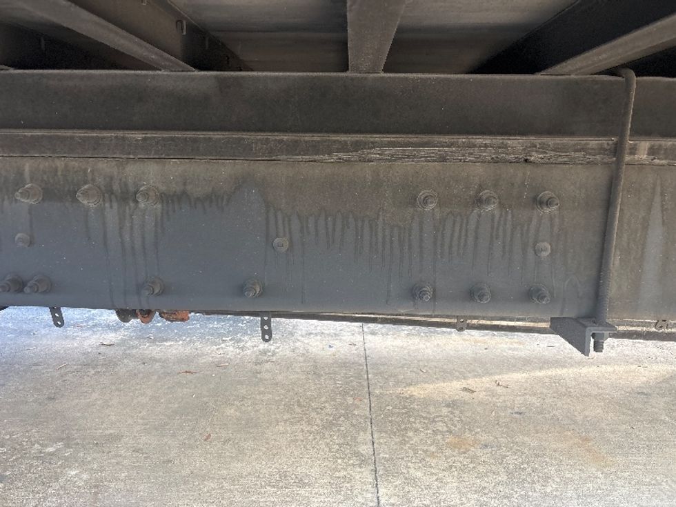 Medium Duty Box Truck-Light and Medium Duty Trucks-Peterbilt-2022-337-Houston-TX-225,750\n\t\tmiles-$ 16,000 - Image 4