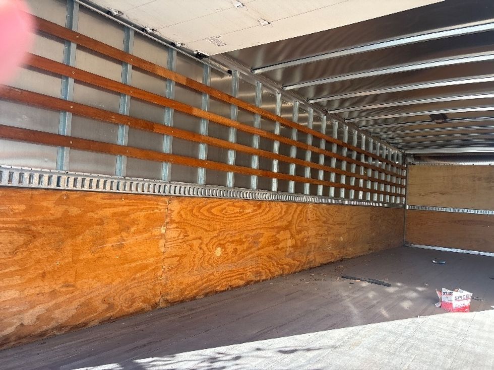 Medium Duty Box Truck-Light and Medium Duty Trucks-Peterbilt-2022-337-Houston-TX-225,750\n\t\tmiles-$ 16,000 - Image 6