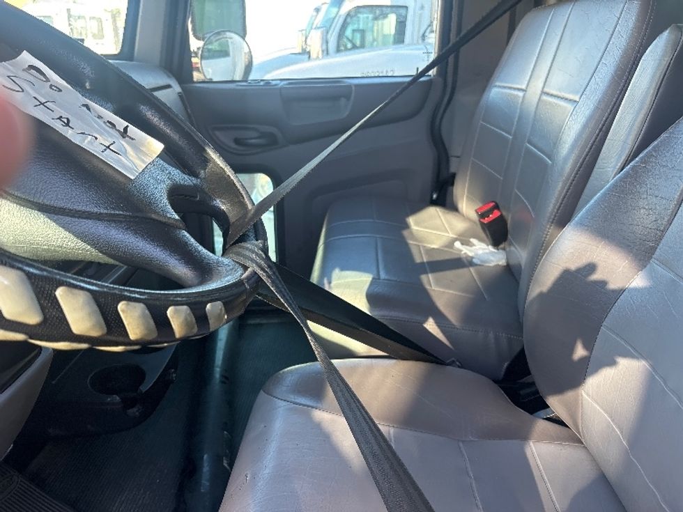 Medium Duty Box Truck-Light and Medium Duty Trucks-Peterbilt-2022-337-Houston-TX-226,548\n\t\tmiles-$ 16,000 - Image 12