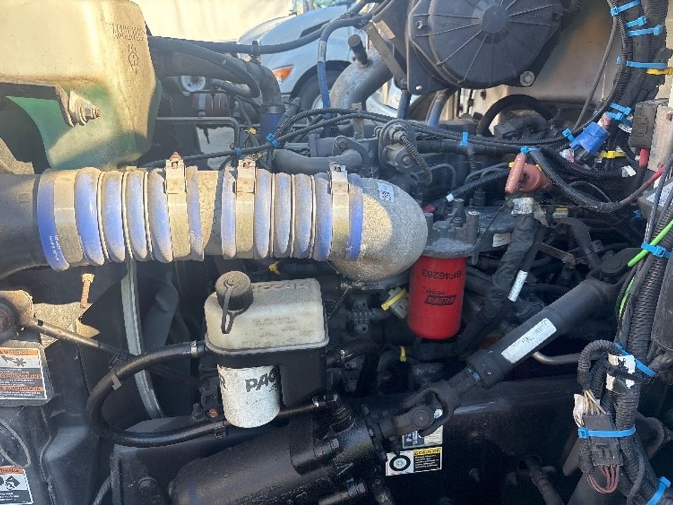 Medium Duty Box Truck-Light and Medium Duty Trucks-Peterbilt-2022-337-Houston-TX-226,548\n\t\tmiles-$ 16,000 - Image 16