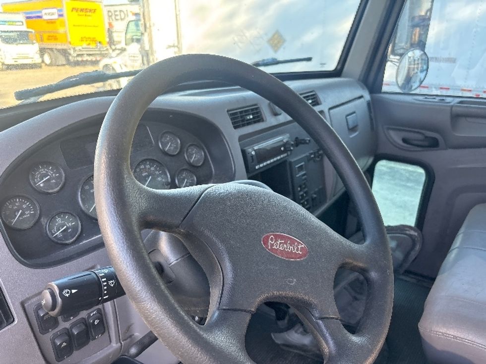 Medium Duty Box Truck-Light and Medium Duty Trucks-Peterbilt-2022-337-Houston-TX-234,060\n\t\tmiles-$ 15,000 - Image 11