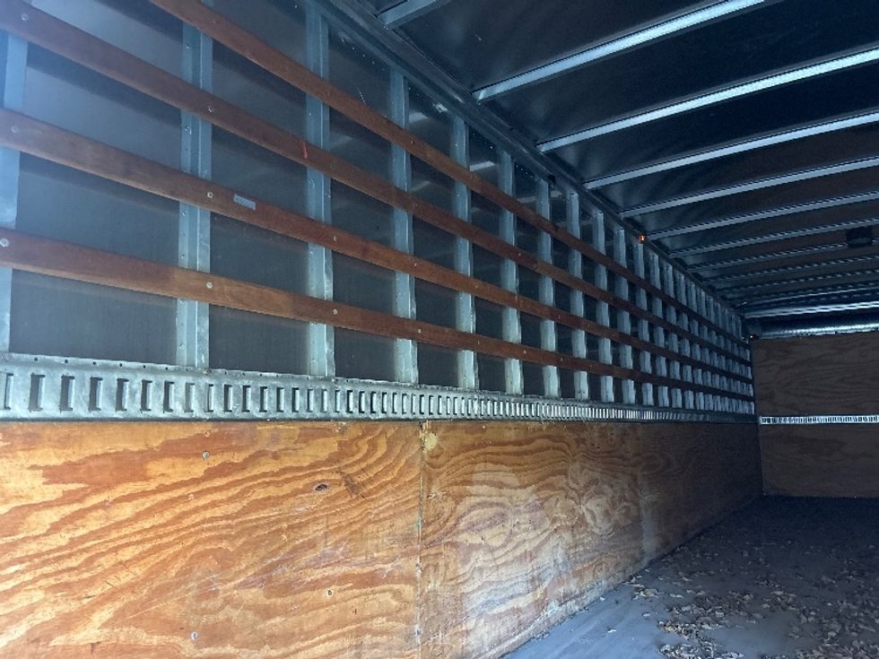 Medium Duty Box Truck-Light and Medium Duty Trucks-Peterbilt-2022-337-Houston-TX-234,060\n\t\tmiles-$ 15,000 - Image 6