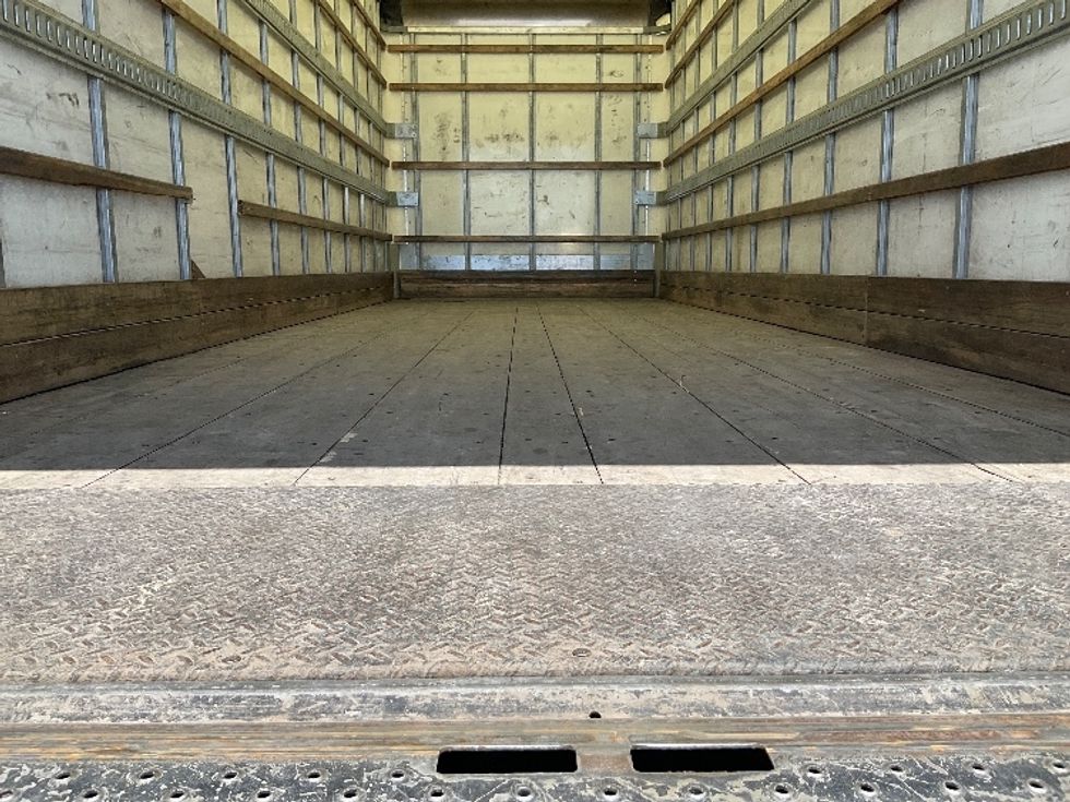 Medium Duty Box Truck-Light and Medium Duty Trucks-Peterbilt-2024-536-Aurora-CO-240,913\n\t\tmiles-$ 61,000 - Image 10