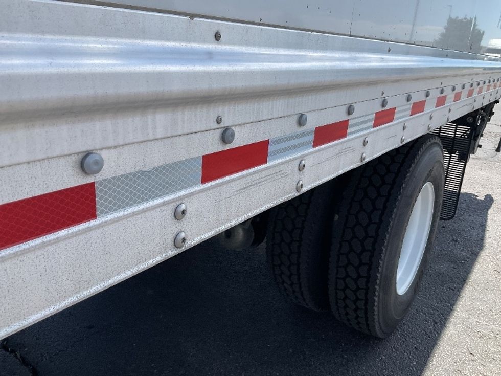 Medium Duty Box Truck-Light and Medium Duty Trucks-Peterbilt-2024-536-Aurora-CO-240,913\n\t\tmiles-$ 61,000 - Image 28