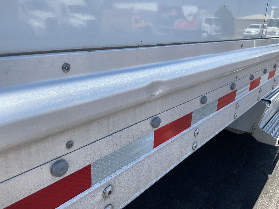 Medium Duty Box Truck-Light and Medium Duty Trucks-Peterbilt-2024-536-Aurora-CO-240,913\n\t\tmiles-$ 61,000 - Image 29