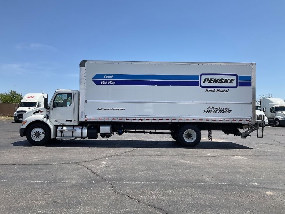Medium Duty Box Truck-Light and Medium Duty Trucks-Peterbilt-2024-536-Aurora-CO-240,913\n\t\tmiles-$ 61,000 - Image 4