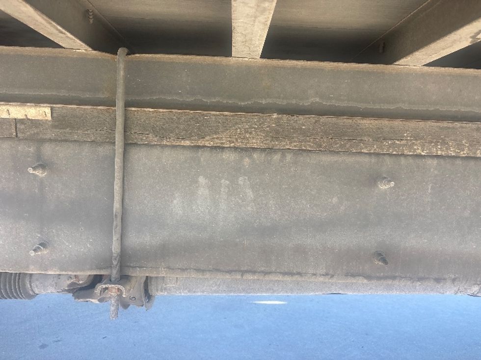 Medium Duty Box Truck-Light and Medium Duty Trucks-Peterbilt-2024-536-Houston-TX-117,871\n\t\tmiles-$ 76,000 - Image 14