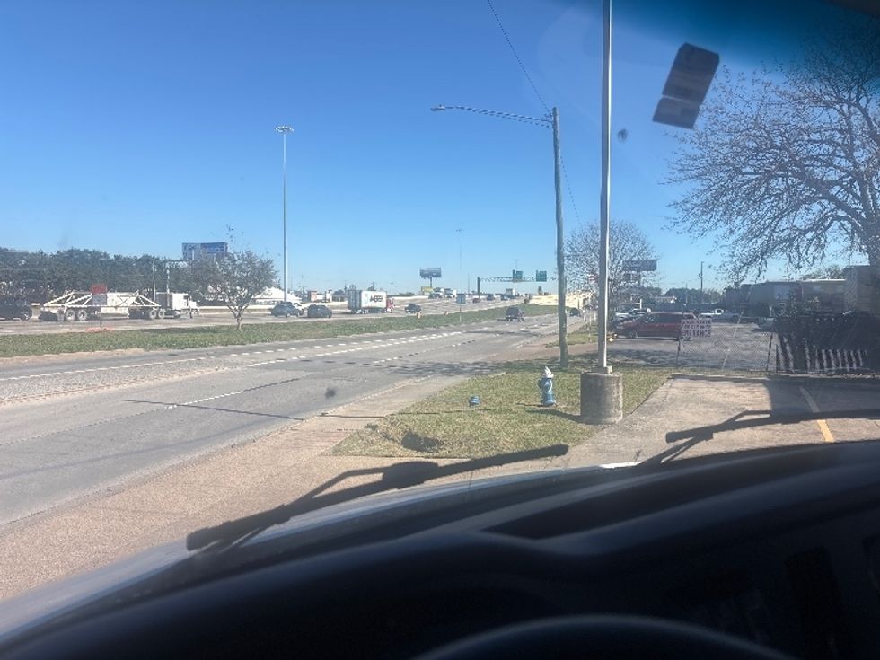 Medium Duty Box Truck-Light and Medium Duty Trucks-Peterbilt-2024-536-Houston-TX-117,871\n\t\tmiles-$ 76,000 - Image 24